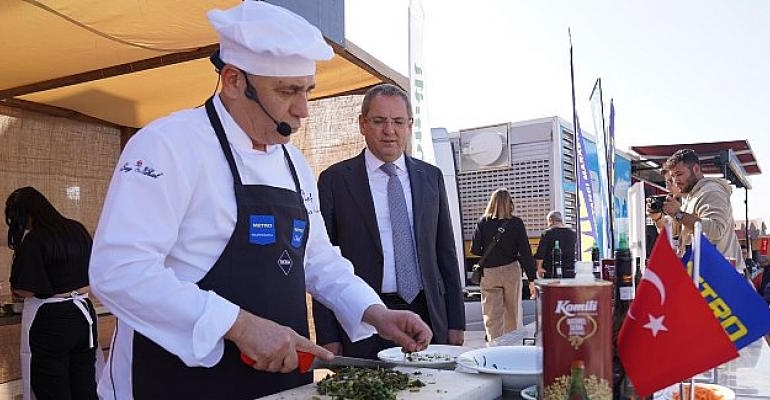 Çok Renkli Hasat Festivali Devam Ediyor