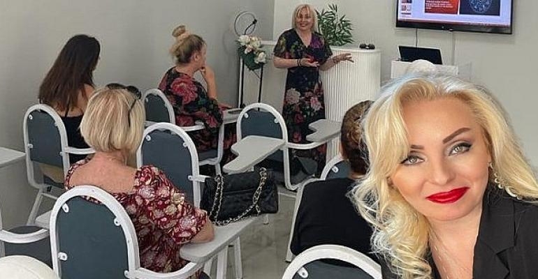 Funda Akosman’dan Astroloji Öğreniyorum
