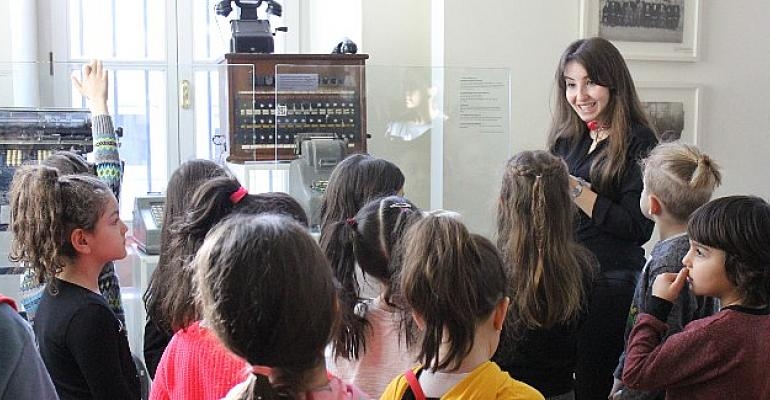 İş Sanat’tan Ara Tatil Atölyeleri I İş Sanat Çocukları Ara Tatilde Müzelerine bekliyor