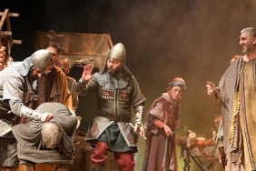 kilicarslan-ankarada-tiyatro-severlerle-bulusacak.jpg