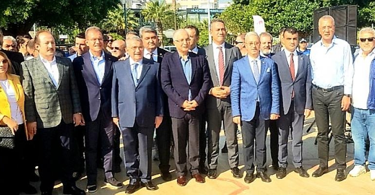 Mersin Narenciye Festivali’ yoğun ilgi gördü