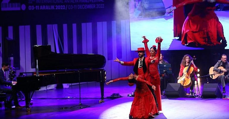 Antalya Piyano Festivalinde Flamenko Rüzgarı
