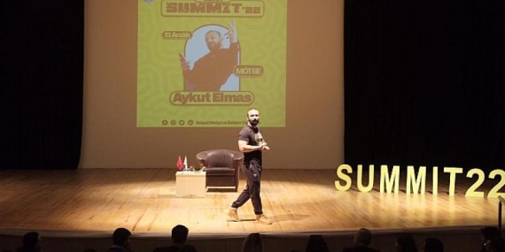 EÜ’de Sosyal Medya ve İletişim Zirvesi başladı
