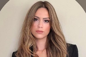 gokce-kirgiz-askin-icimde-bir-yara-ile-geldi.jpg