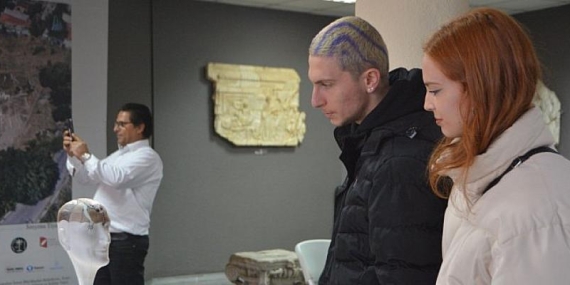 İzmir Arkeoloji Müzesinde “EgeArt Sanat Koleksiyonu Sergisi” açıldı