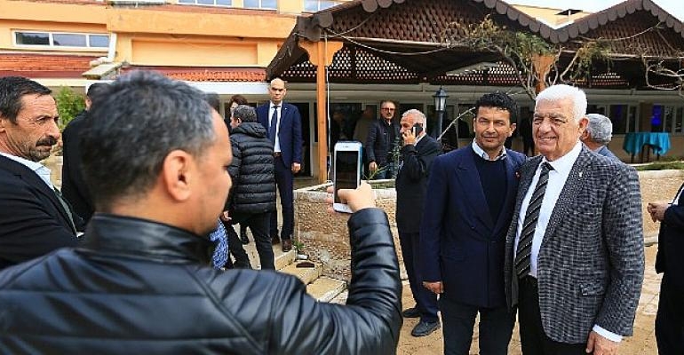 Muğla Büyükşehir Belediye Başkanı Dr. Osman Gürün, Yatağan Muhtarlarıyla bir araya geldi