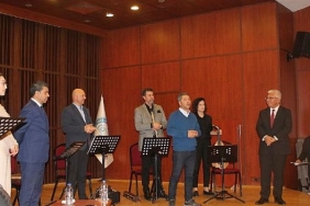 prof-dr-ozbek-bestekar-olmak-isteyenler-mutlaka-tamburla-tanismali.jpg