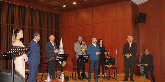 Prof. Dr. Özbek, Bestekâr olmak isteyenler mutlaka tamburla tanışmalı