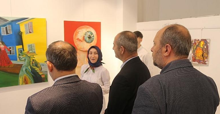 Sanat İyileştirir Dediler, Şiddete Uğrayan Kadınlar İçin Resim Yaptılar