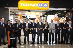 teknosa-istinyepark-magazasini-musteri-odakli-yeni-konsepte-donusturdu.jpg