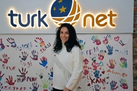 turknetin-yeni-cfosu-esra-yuksel-oldu.jpg