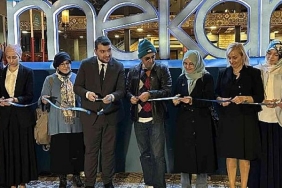 uskudar-belediyesi-bulusma-sergisi-ile-turk-topraklarindan-dogan-sanatin-sir-perdelerini-araladi.jpg