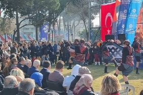 aydin-tekstil-parkta-erzurum-ve-aydin-kulturleri-bir-araya-geldi.jpg