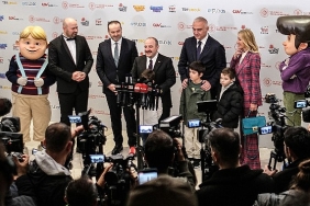 galaktik-tayfaya-muhtesem-gala-bakanlar-varank-ve-ersoy-da-heyecana-ortak-oldu.jpg