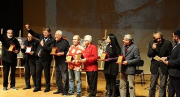 Karşıyaka, Nazım Hikmet'i Andı