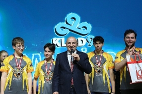 kecioren-belediyesi-rob-okul-robot-yarismasina-yogun-ilgi.jpg