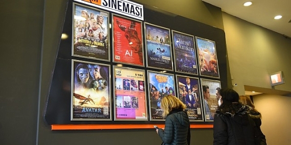 Sinema CKM'ye Geri Döndü