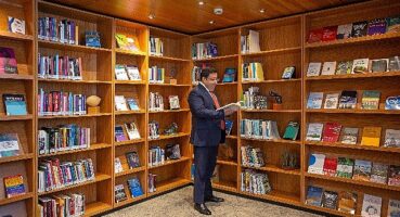 TSKB, Türkiye'nin ilk Sürdürülebilirlik Kitapları Koleksiyonunu Yeni Bir Yayınla Ziyarete Açıyor