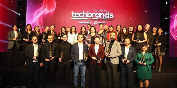 ‘Türkiye’nin En Teknolojik Markası’ Ödülünü Yemeksepeti Kazandı!