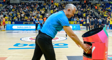 Yemeksepeti’nin Teslimat Robotu YEBO’dan, Fenerbahçe Beko-Galatasaray Nef Basketbol Maçında Bir İlk!