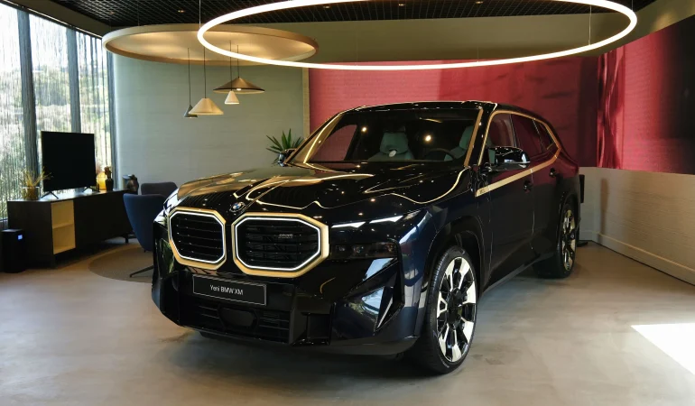 Mandarin Oriental Bodrum’daki BMW Pop-Up Store  Yeni BMW XM’i Ağırlıyor