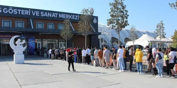 Her yaştan oyunsever Gaming İstanbul’a akın etti.