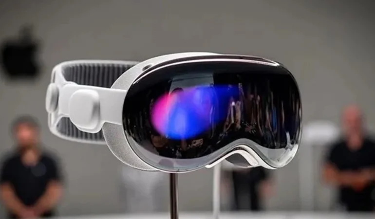 Yeni Apple Vision Pro 2 Modeli Hakkında Bilgiler