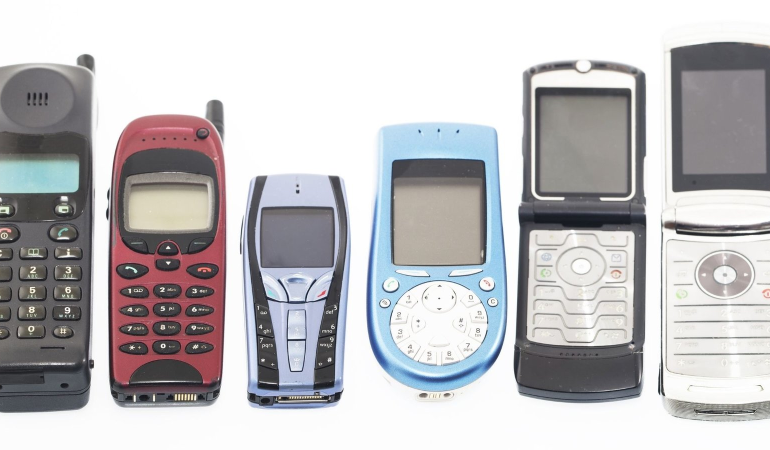 Eski Cep Telefonları: Neden Koleksiyon Değeri Kazandı?