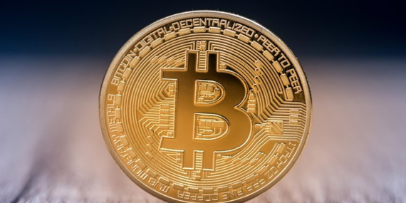 Bitcoin: Değeri Düşerken Geleceği Nasıl Şekilleniyor?