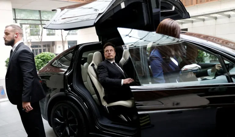 Elon Musk Tesla ana planında Muhteşem Bolluk ifadesini önerdi