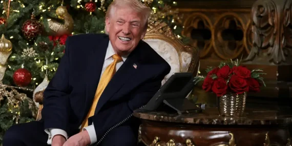Trump’ın altın renkli telefonu 2025 teslimatına yetişmedi