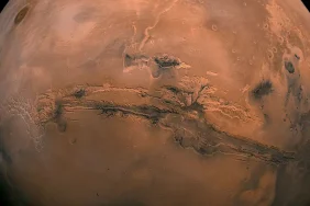 bilim-insani-nasa-ya-meydan-okudu-mars-ta-50-yil-once-yasam-bulundu-20260215-215941