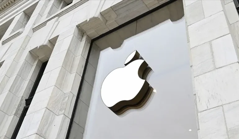 Katlanabilir iPhone için sevkiyat gecikmesi ihtimali