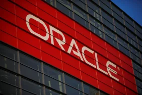 oracle-binlerce-calisanini-isten-cikardi-yapay-zeka-yarisi-kizisiyor-20260407-000327