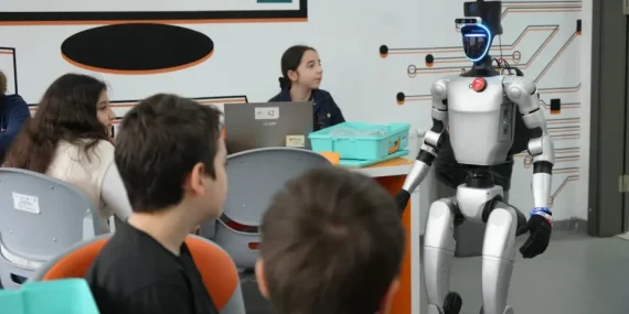 CANİKMAN, Türkiye’nin nüfusa kaydedilen ilk robotu işe başladı
