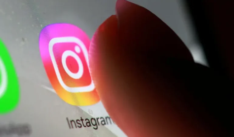 Instagram, WhatsApp ve Facebook çöktü mü? Erişim sorunları